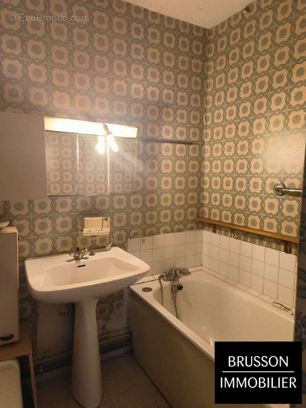 Maison 105 m² à Castres  - photo 7