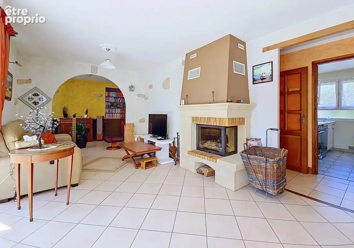 Maison - 148 m² - 7 pièces - photo 3