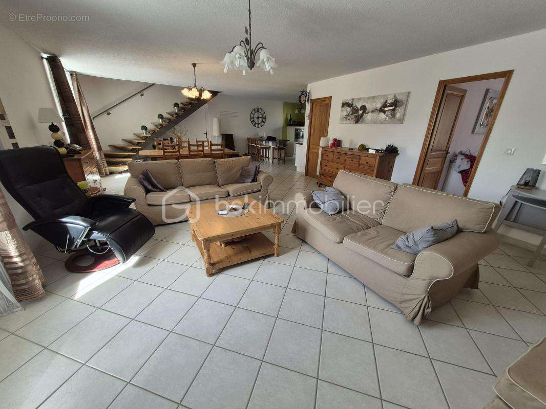 Appartement à FLAVIAC