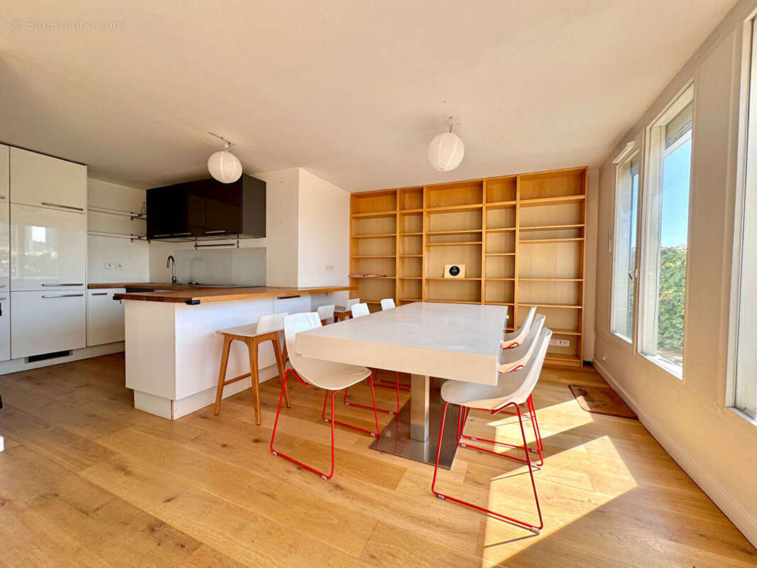 Appartement à AUBERVILLIERS