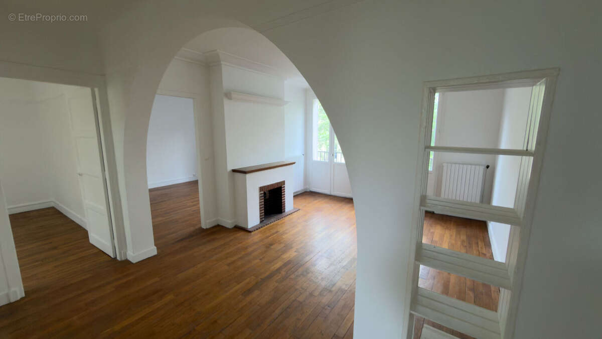 Appartement Mantes La Jolie  3 pièces  62.43 m2 CENTRE VILLE - photo 11