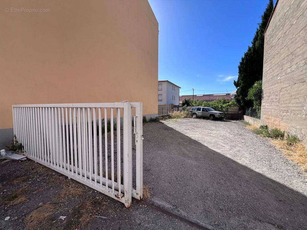 Terrain à PERPIGNAN