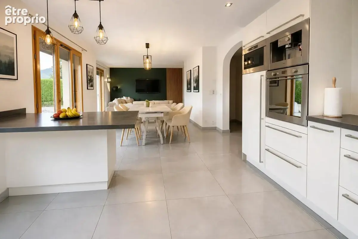 Maison de 5 pièces de 130 m² à Marignier - photo 5