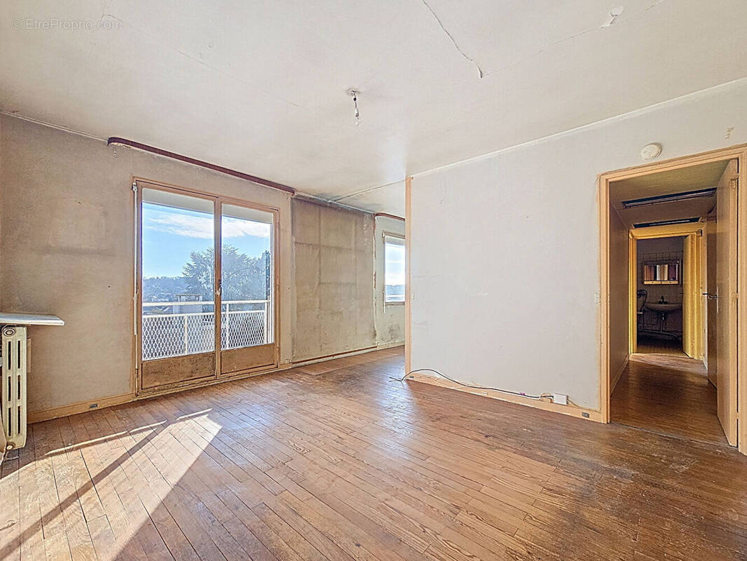 Appartement à BOURG-LA-REINE