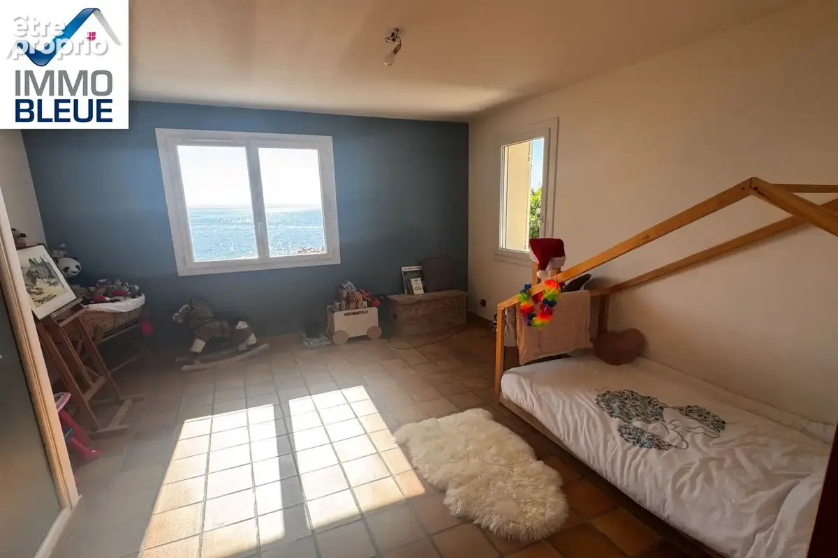 Maison 5 pièces 142 m² à vendre à Istres (13800) - photo 8