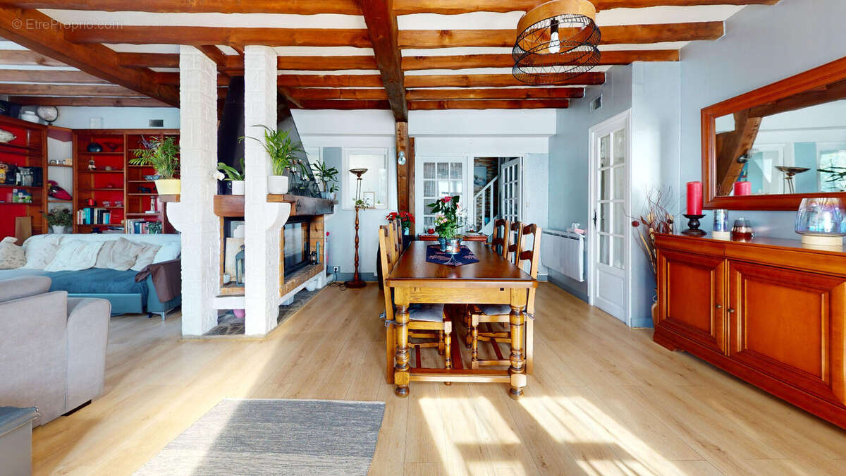 Maison à BOIS-D'ARCY