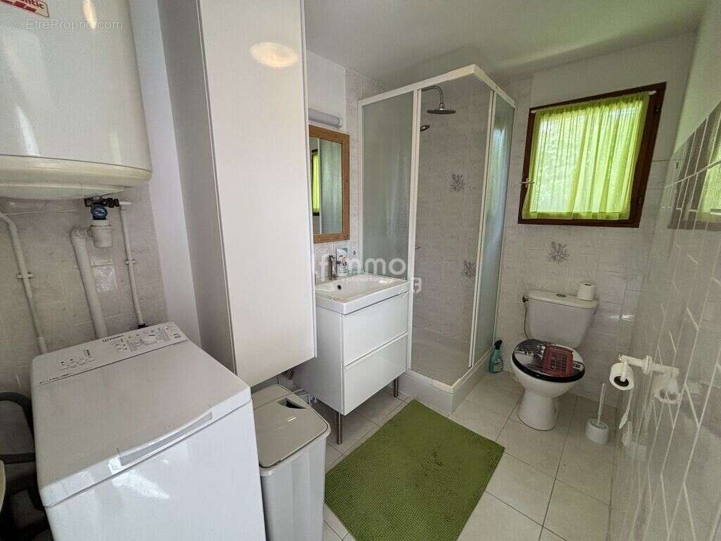 Maison à LE MUY