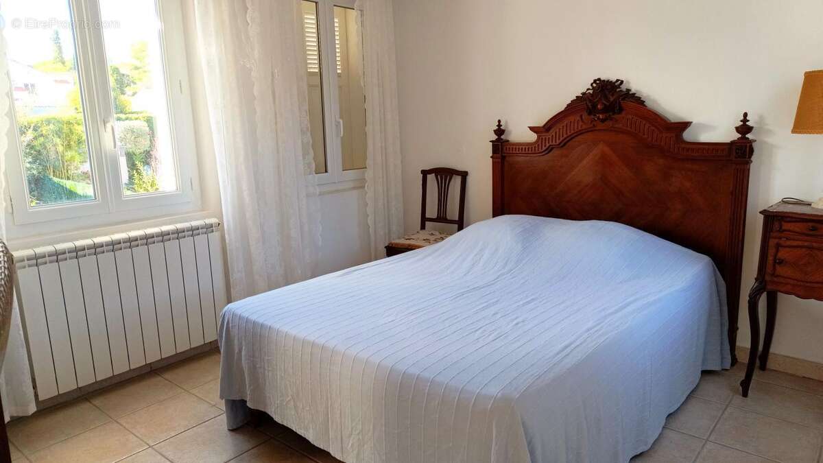 Maison à SIX-FOURS-LES-PLAGES