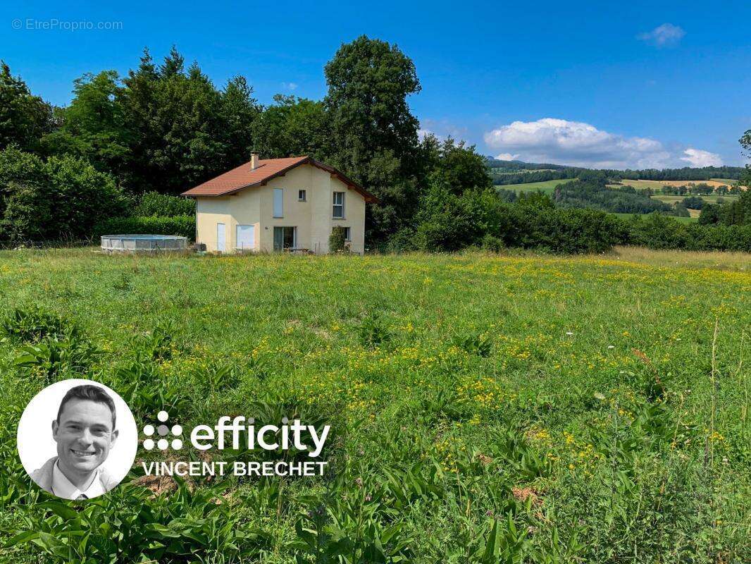 Terrain à ALLONZIER-LA-CAILLE