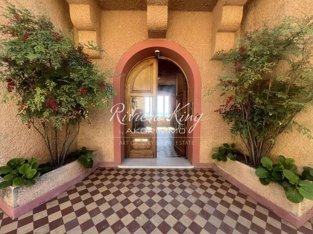 Appartement à BEAULIEU-SUR-MER