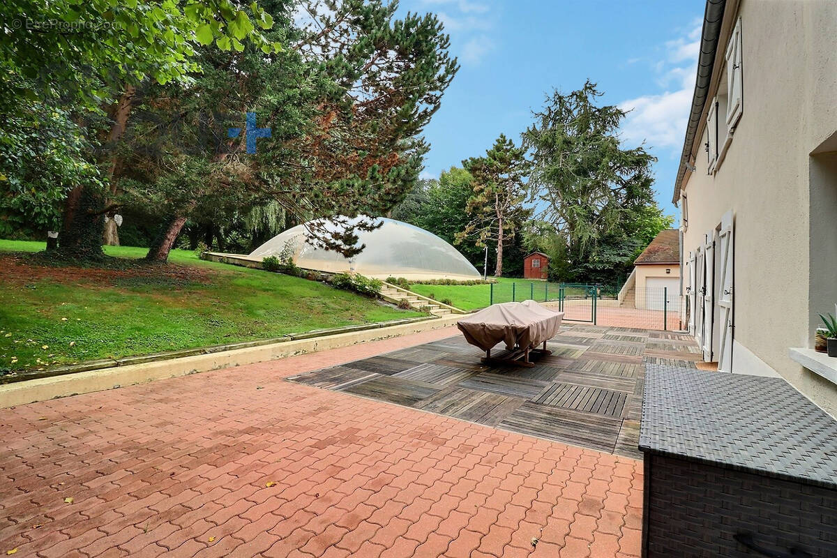 Maison à COULOMMIERS