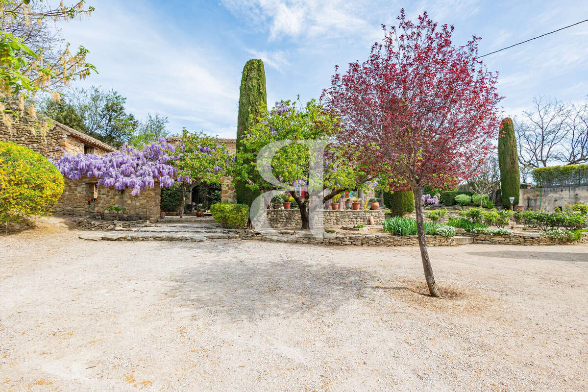 Maison à VAISON-LA-ROMAINE