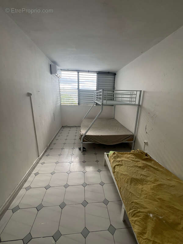 Appartement à LES ABYMES