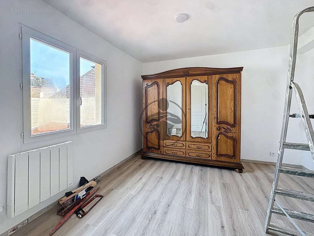 Maison à SAINT-QUENTIN