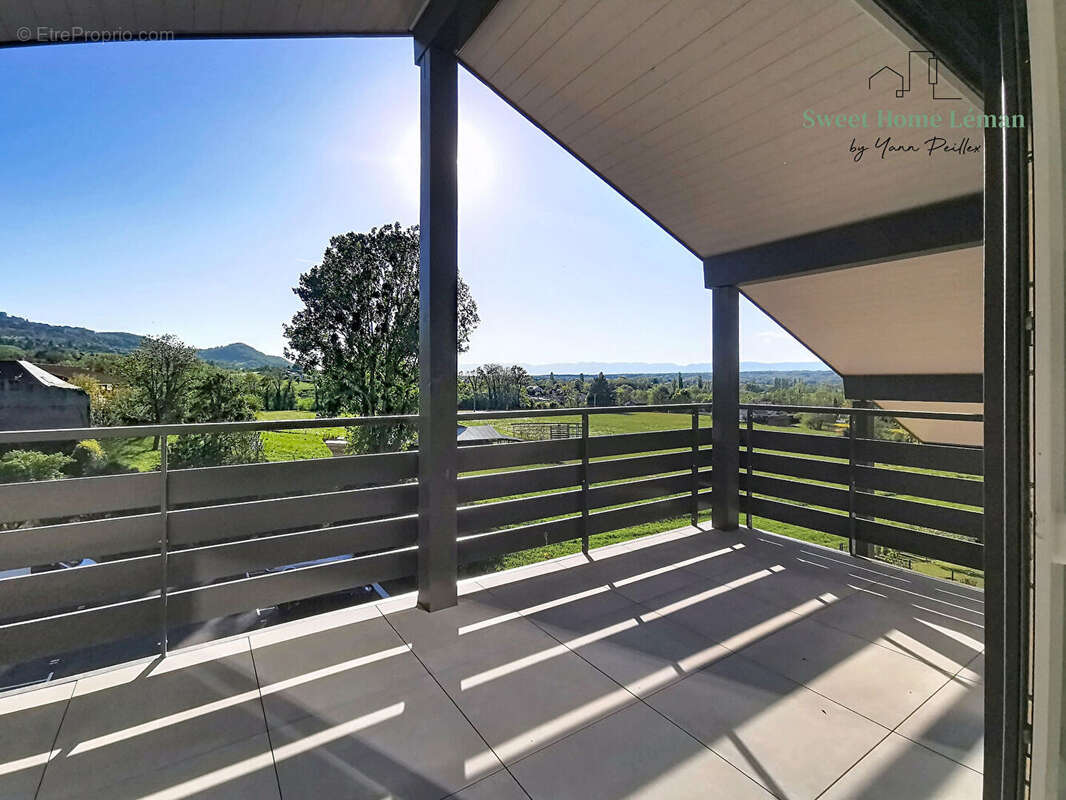 Appartement à BRENTHONNE