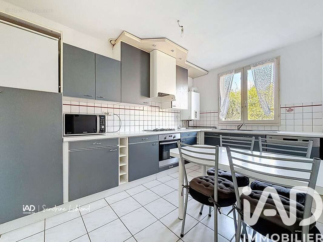 Photo 4 - Maison à CHERISY