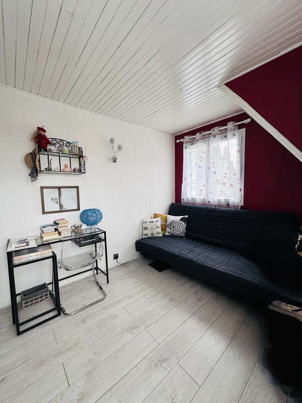 Maison à VERNEUIL-SUR-SEINE