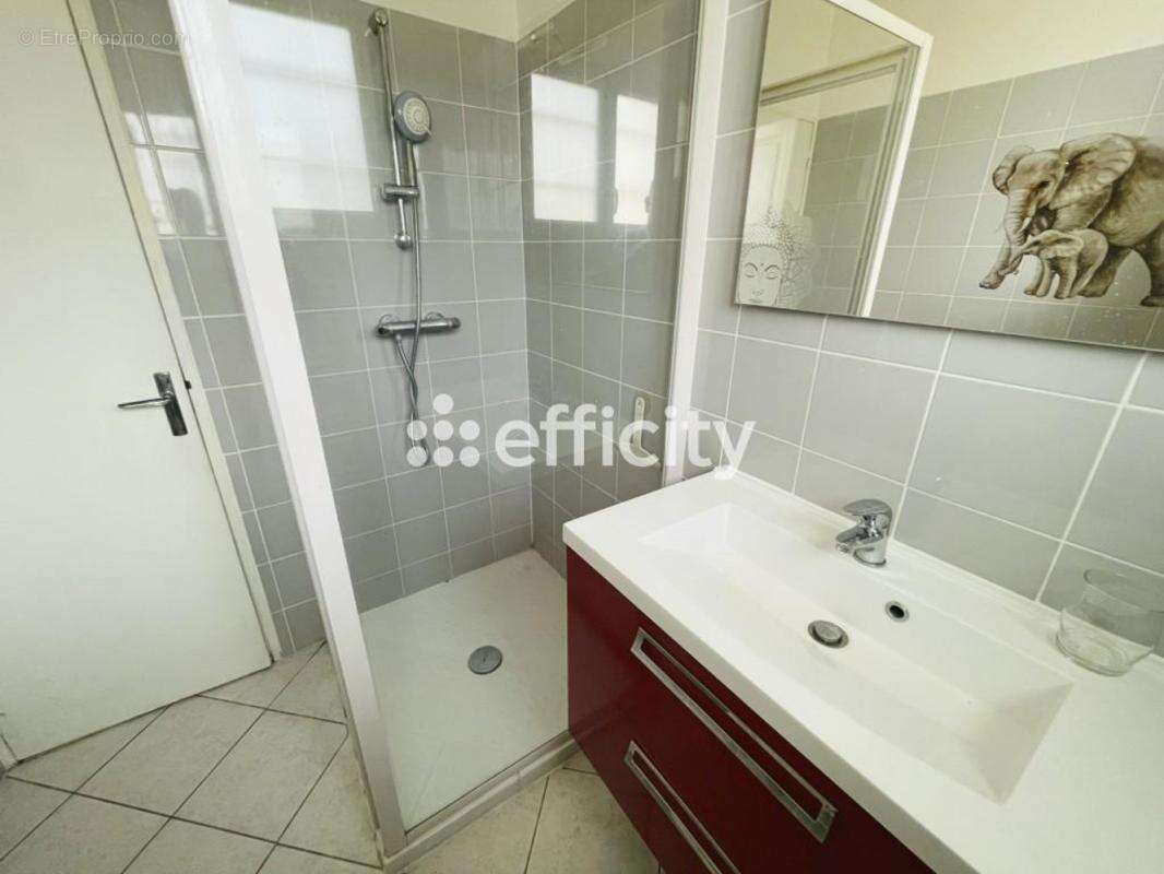 Maison 2 pièces 42 m² à vendre à Lavare (72390) - photo 7