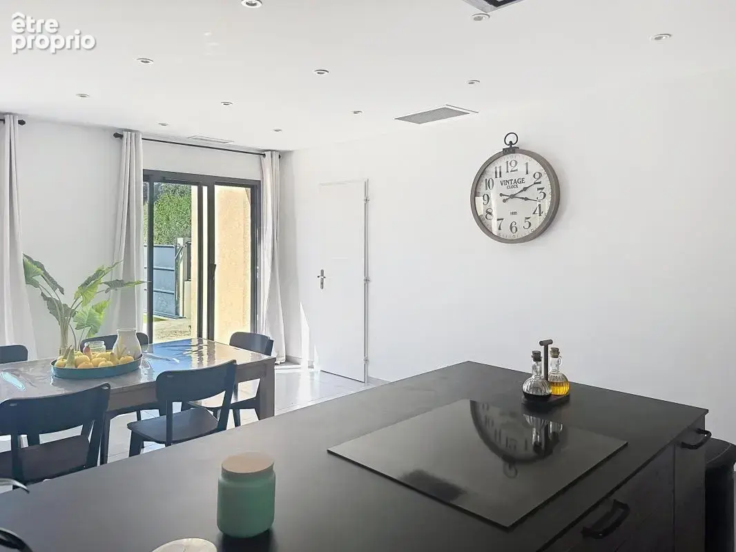 Maison 4 pièces 101 m² à vendre à Mas-Blanc-Des-Alpilles (13103) - photo 8