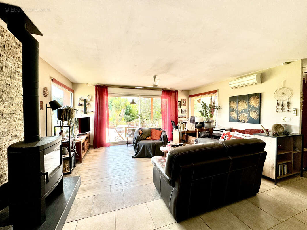 Maison avec vue à 10 min d'Uzès de 151 m2 sur 1252 m2 sans vis à vis, arboré piscinable et au calme - photo 16