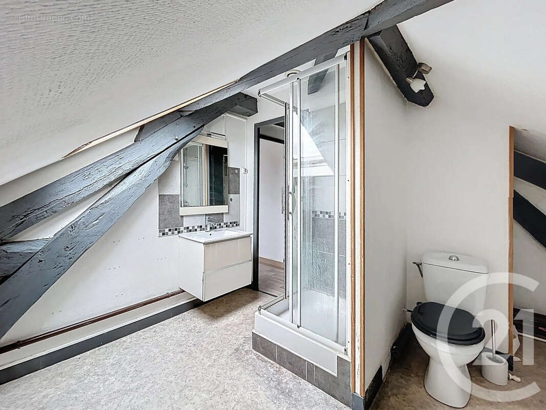 Appartement à SAINTE-SAVINE