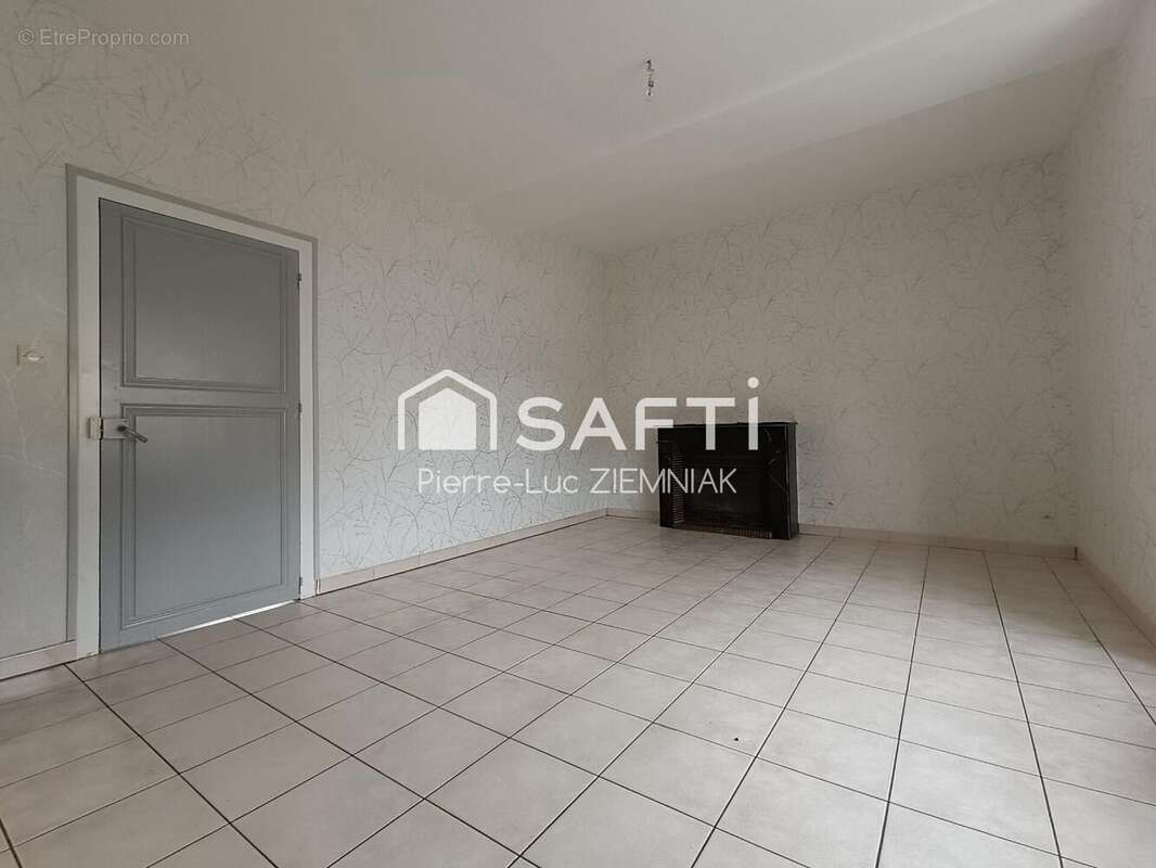 Maison 137 m² à Bouessay  - photo 2