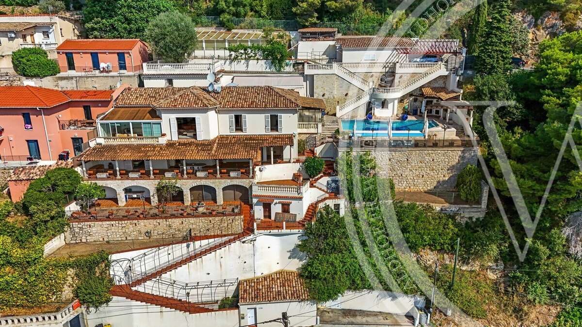 Maison à ROQUEBRUNE-CAP-MARTIN