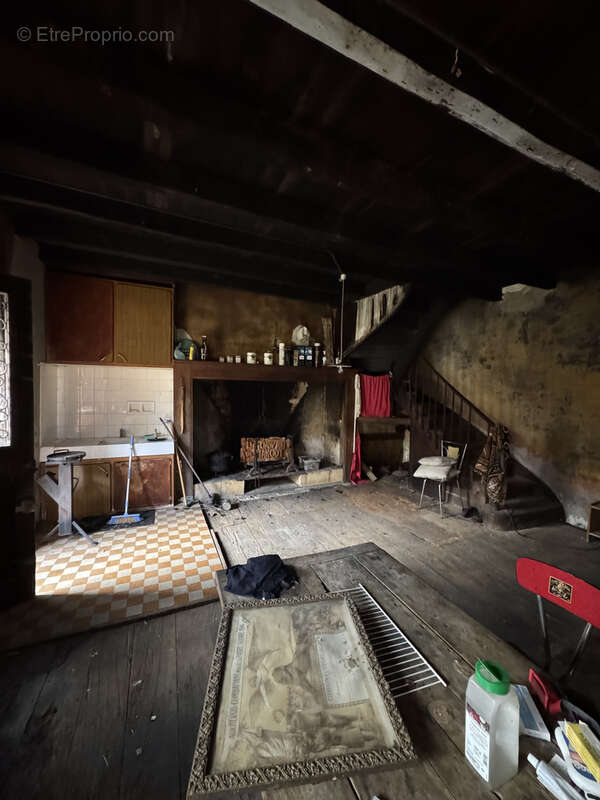 Maison à CALVIAC-EN-PERIGORD
