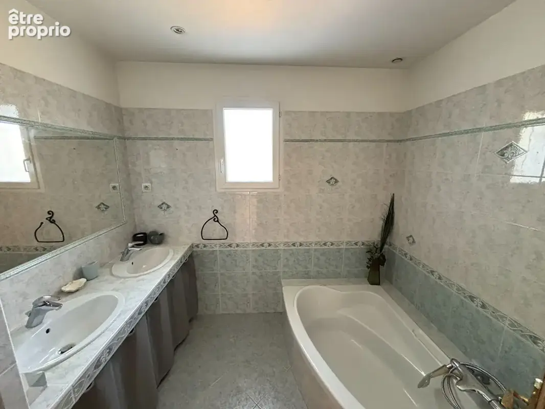 Maison La Seyne Sur Mer 150 m2 - photo 8
