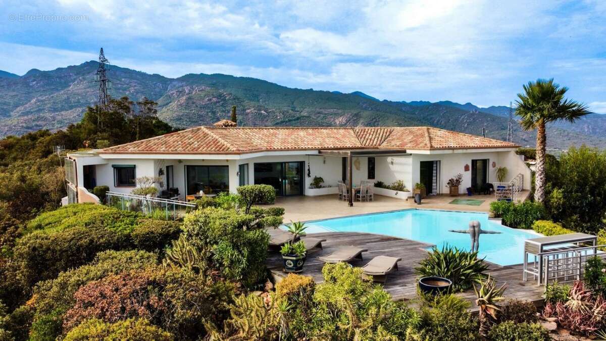 Appartement à PORTO-VECCHIO