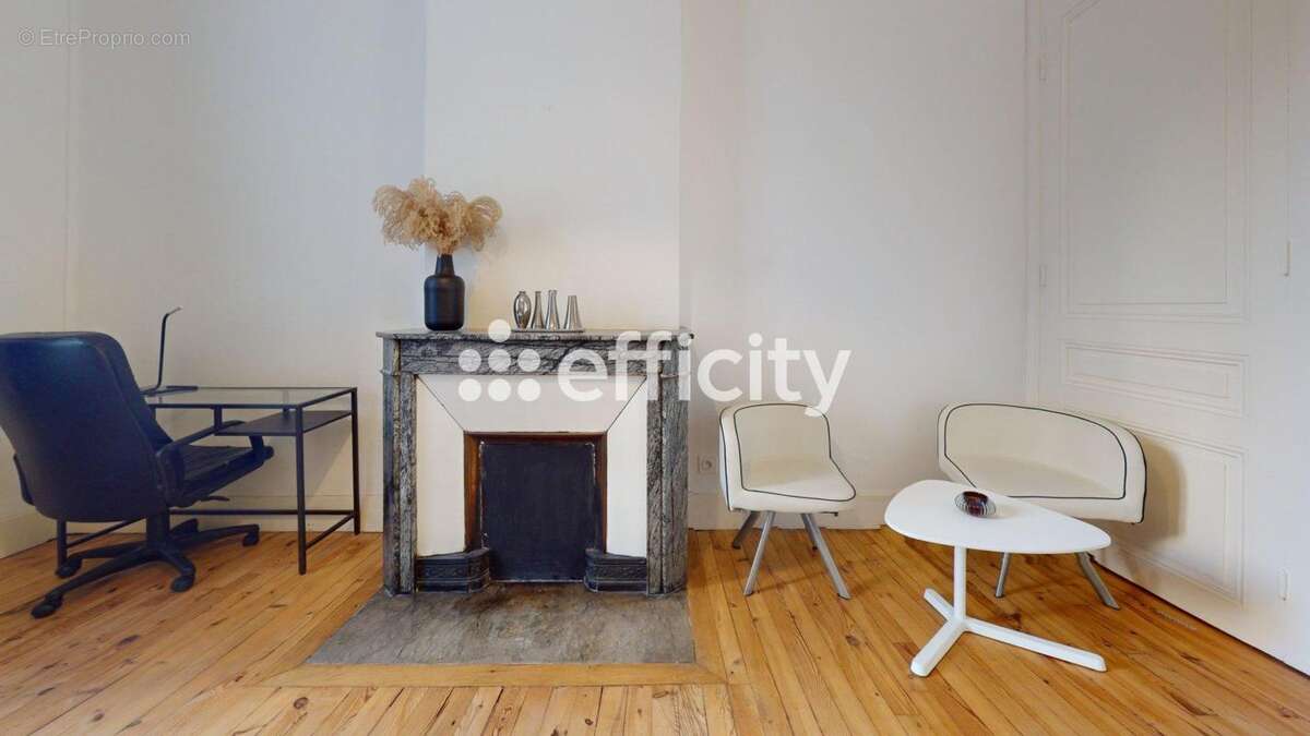 Appartement à SAINT-ETIENNE