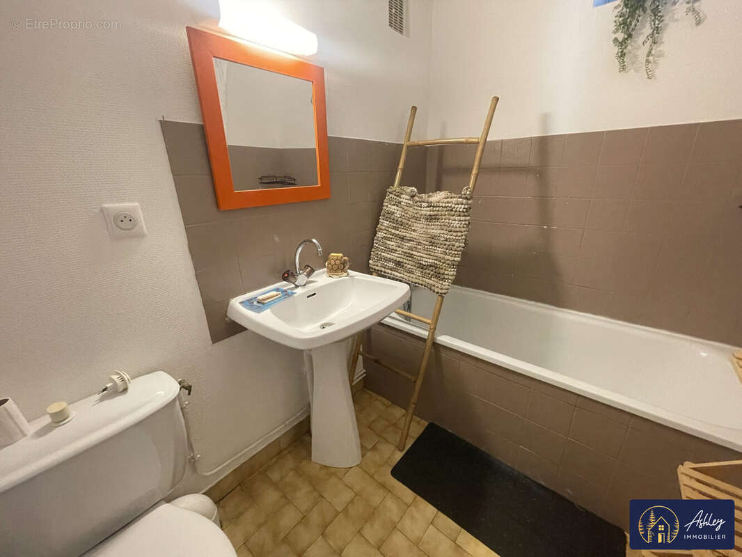 Maison 5 pièces LE CLAUX  - Maison à LE CLAUX