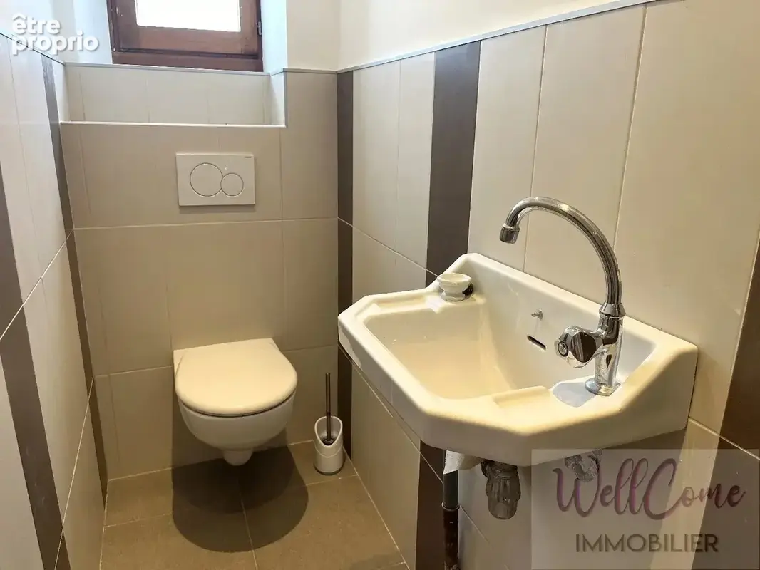 Appartement 61 m² plein de charme avec cave a deux pas des commerces - photo 10