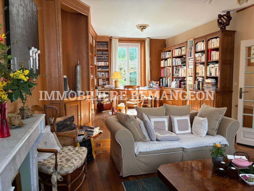 Maison à BRINON-SUR-SAULDRE