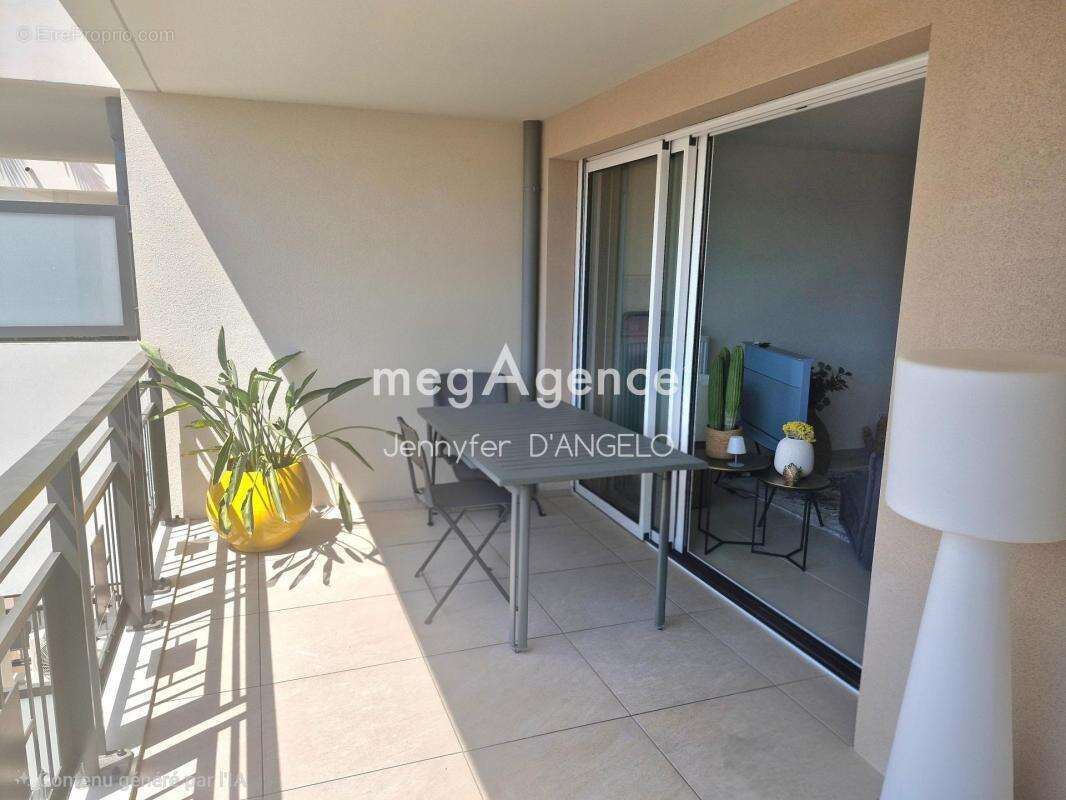 Appartement à SANARY-SUR-MER