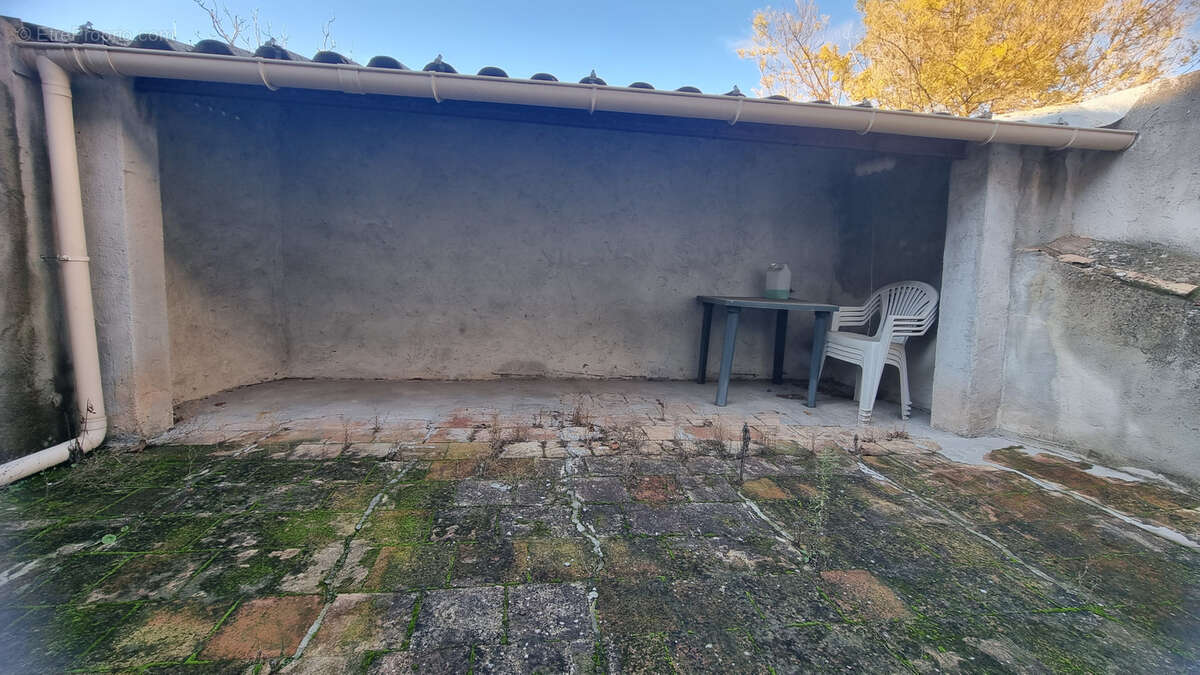 Appartement à LA CRAU