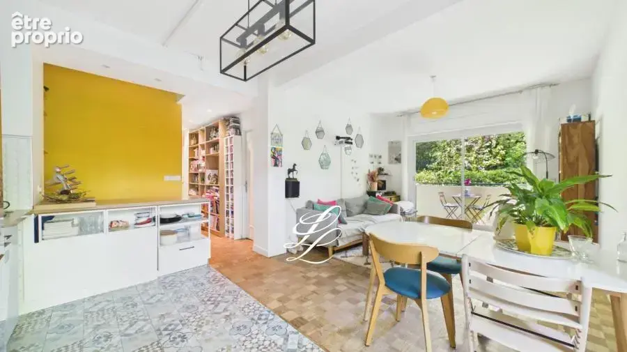 Appartement 4 pièces 82 m² à vendre à Nantes (44000) - photo 2