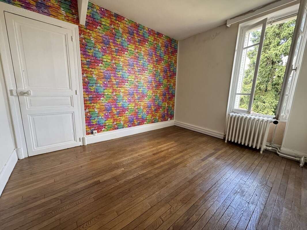 Maison 105 m² à Montlucon  - photo 4