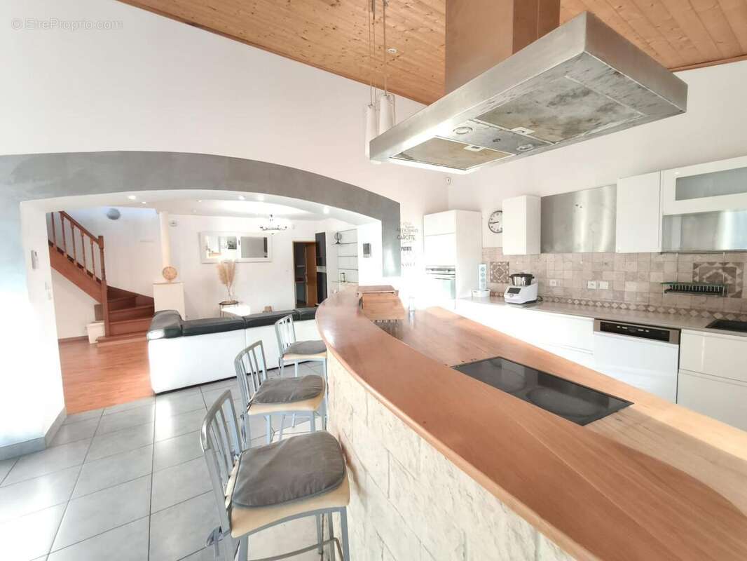 Photo 5 - Maison à SAINT-CHAMOND