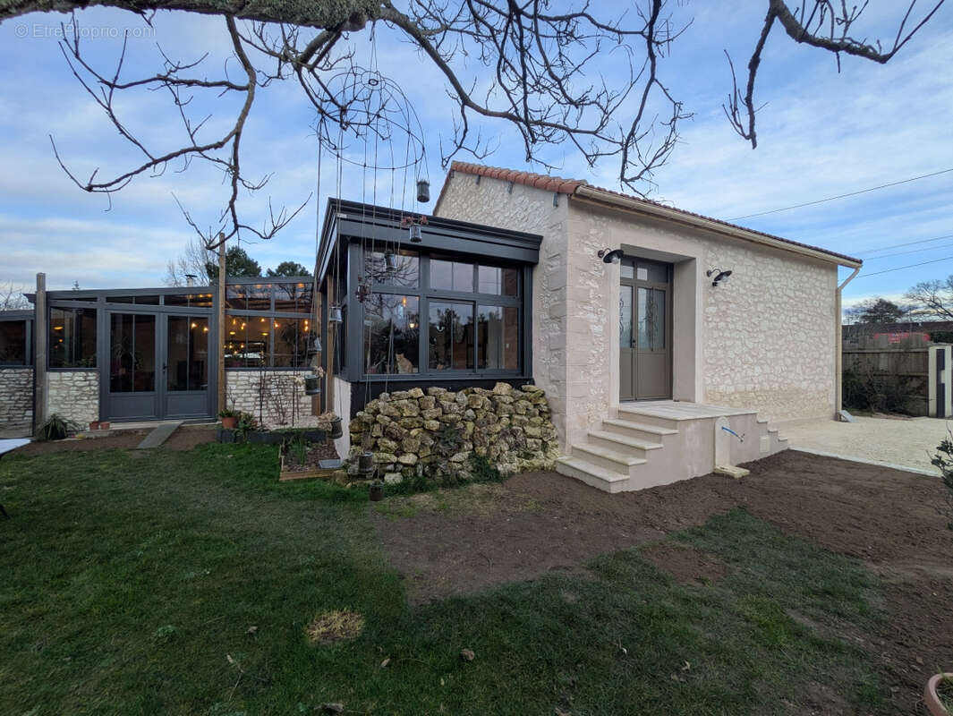 Maison à SAINTES