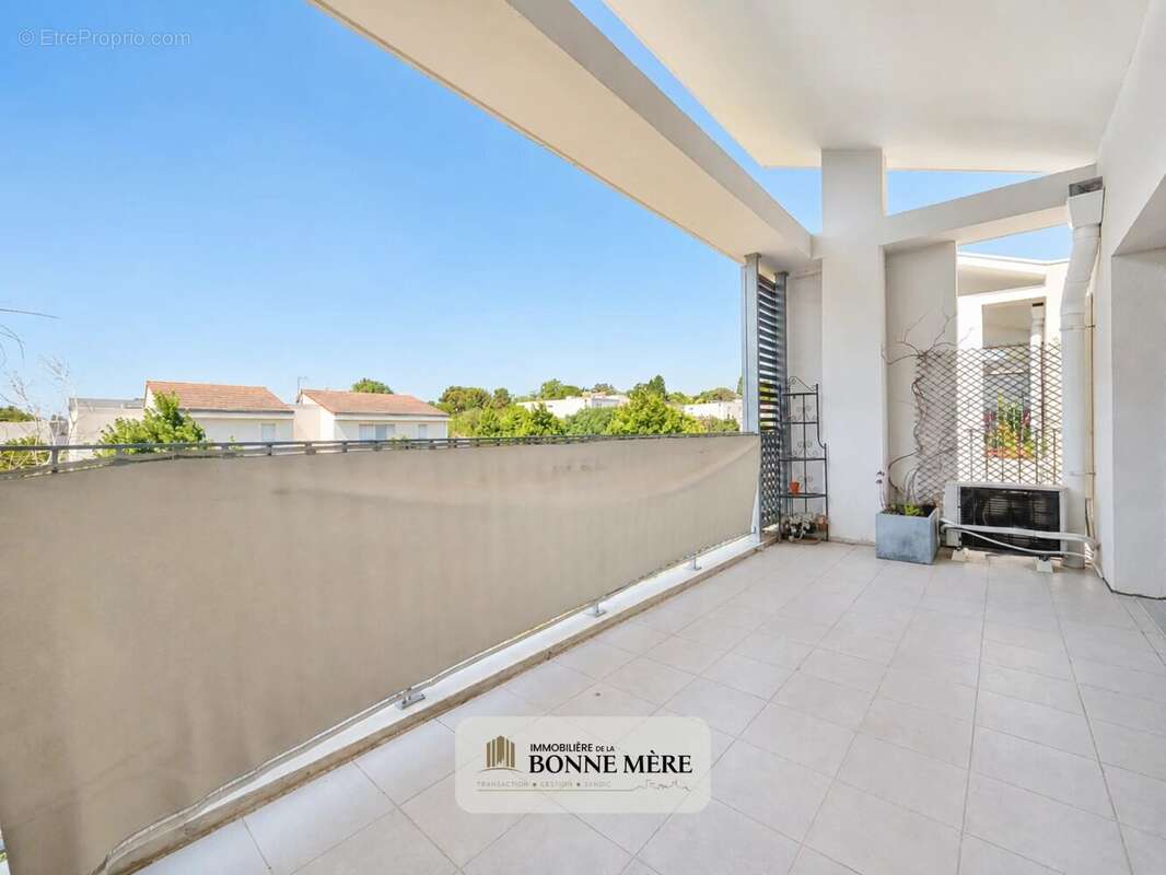 Appartement 78 m² à Marseille-14e  - photo 3