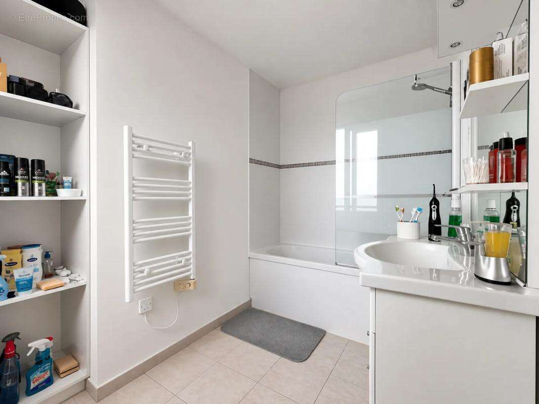 Maison de 8 pièces de 140 m² à Neuilly-en-Thelle - photo 10