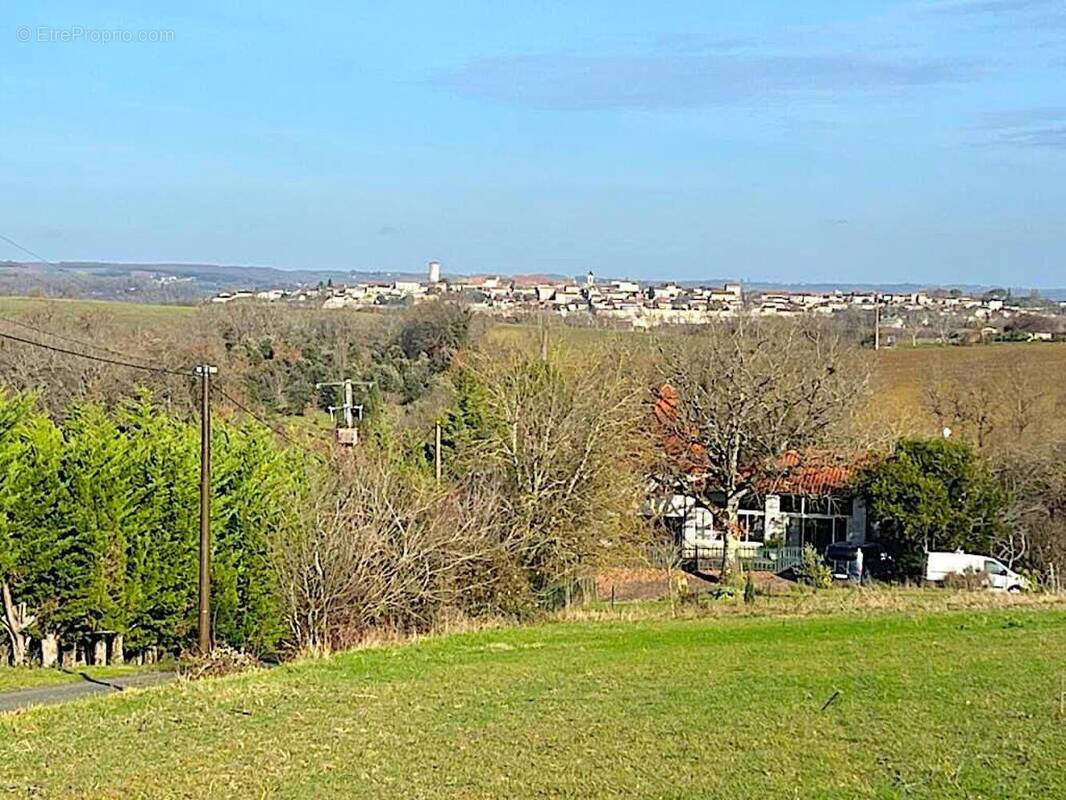 Photo 1 - Maison à PUYMIROL