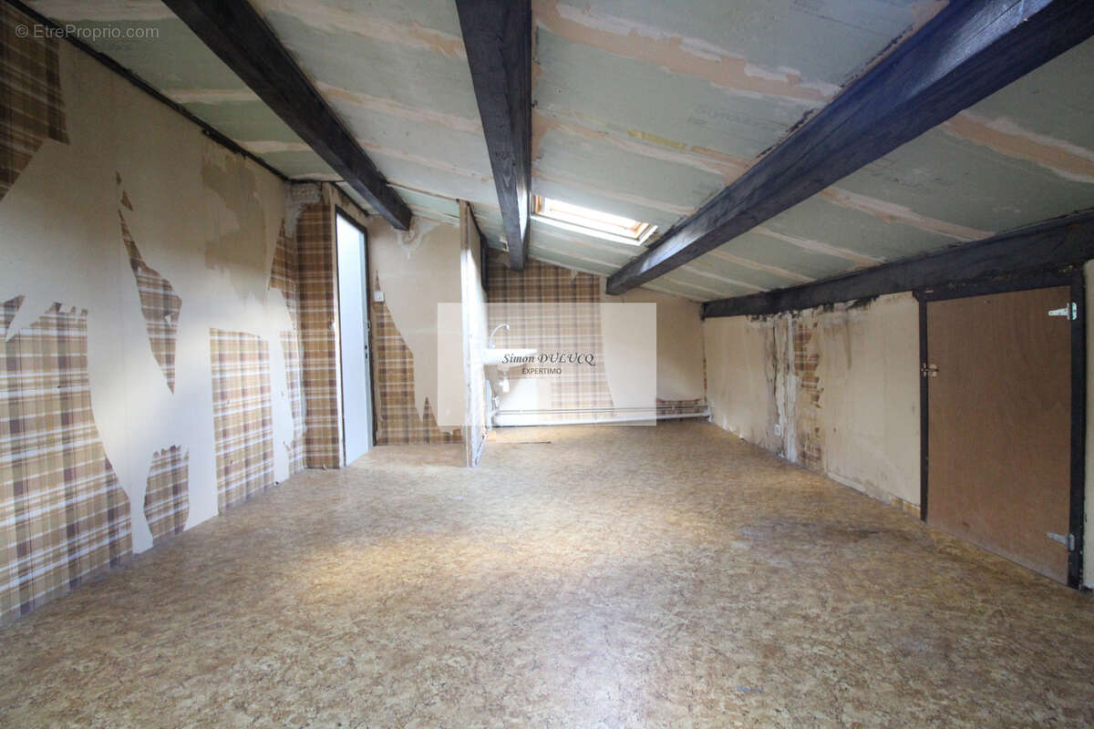 Appartement Type 2 bis 50 m2 avec grenier et cave - photo 7