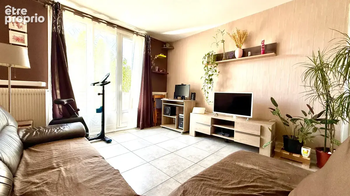 Appartement à LYON-8E