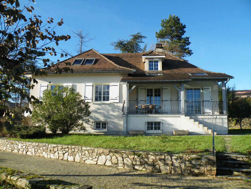 Maison à VILLEFRANCHE-DE-ROUERGUE