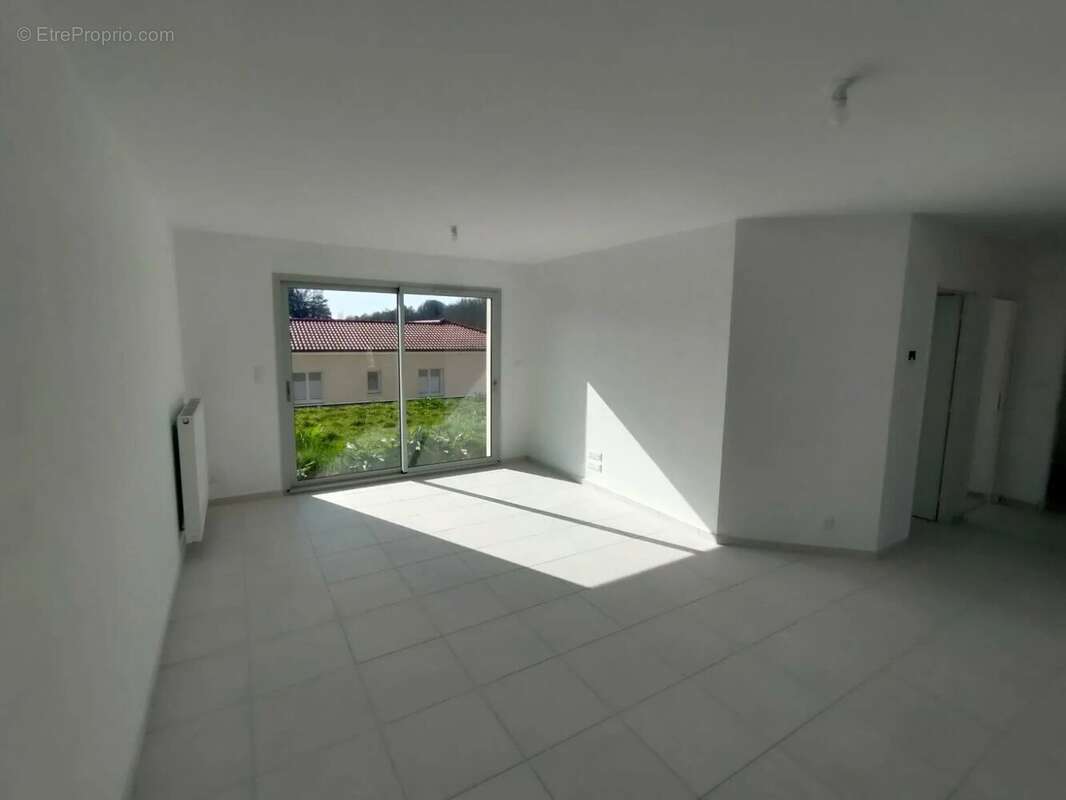 Maison à CHALUS