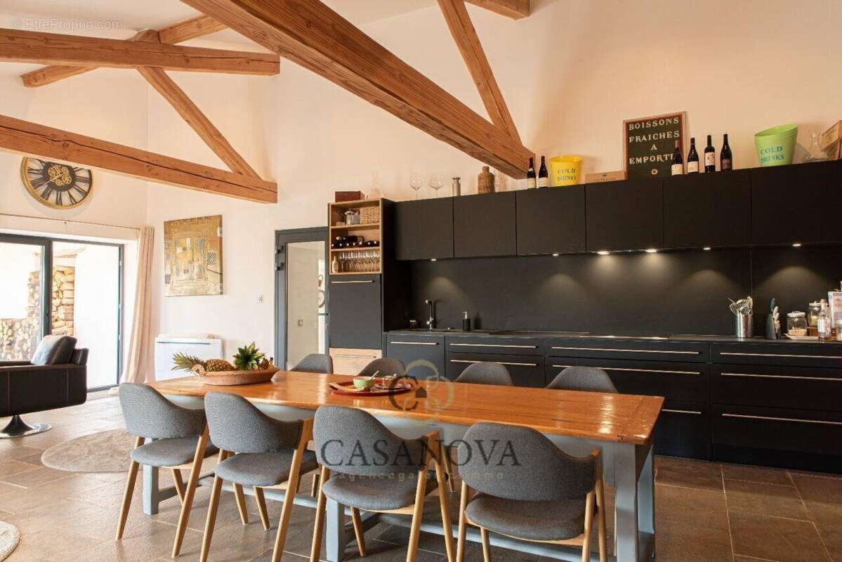 Maison à QUISSAC