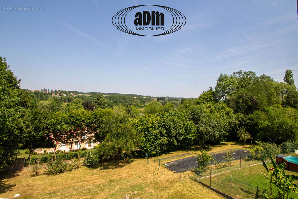 Pavillon de qualité de 180M2 au calme sur 2 500 m2 de terrain - photo 14