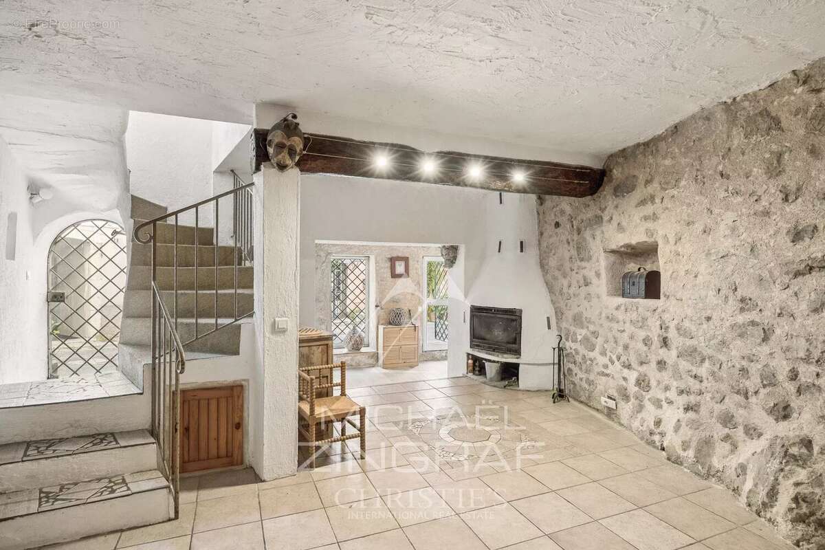 Appartement à CABRIS